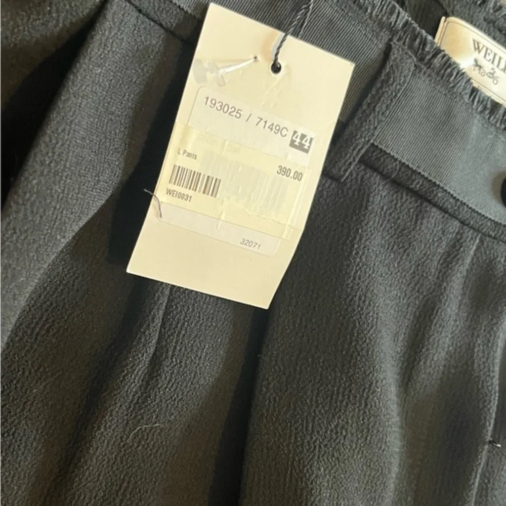 Weill black dress‎ pants- size large